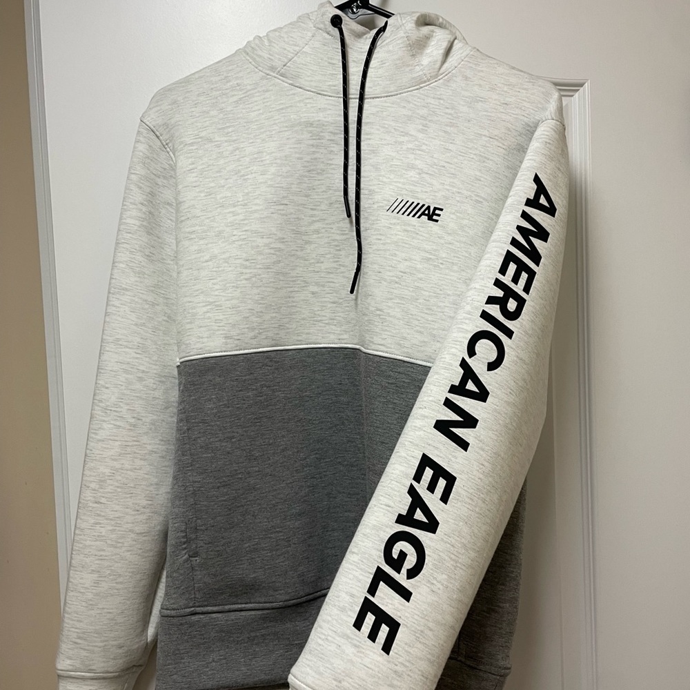 Mens XS American Eagle sweatshirt hoodie